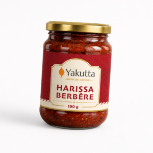 Harissa tradicional en un frasco